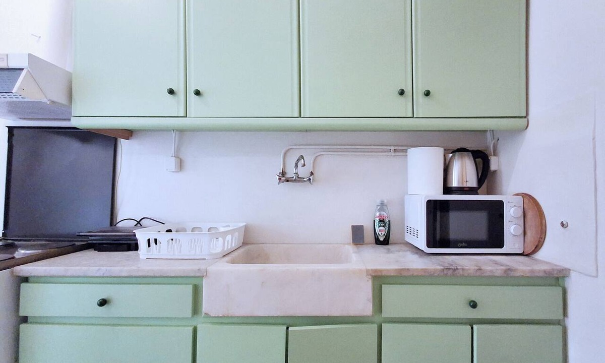 Attiki Apartment | Comfortable Apt near Larissis Metro
