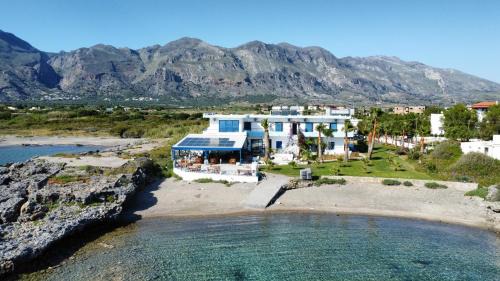 Frangokastellon House | Coral