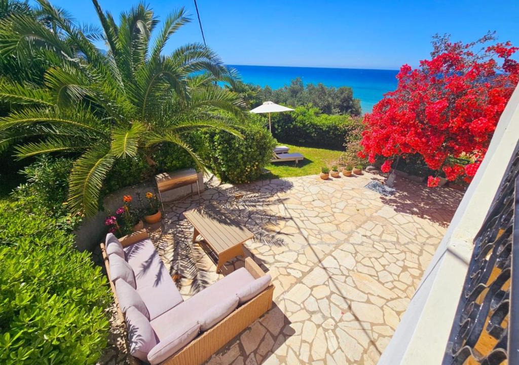Glyfada Apartment | Corfu Glyfada Beach Apartment