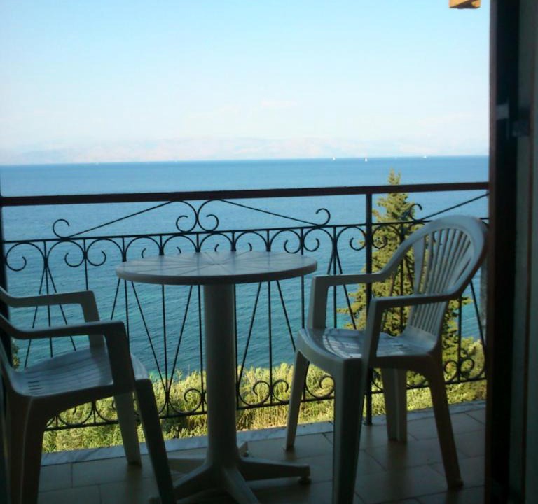 Benitses Apartment | Corfu sunrise sea view apartments 100m from the beach