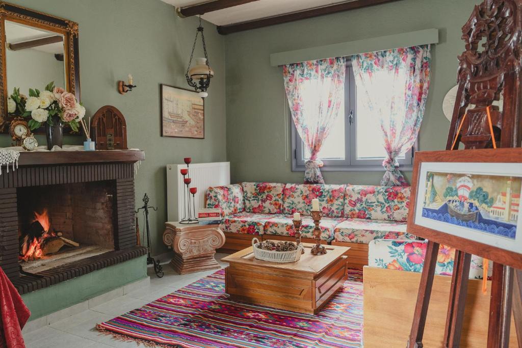 Central Tzoumerka House | Country House