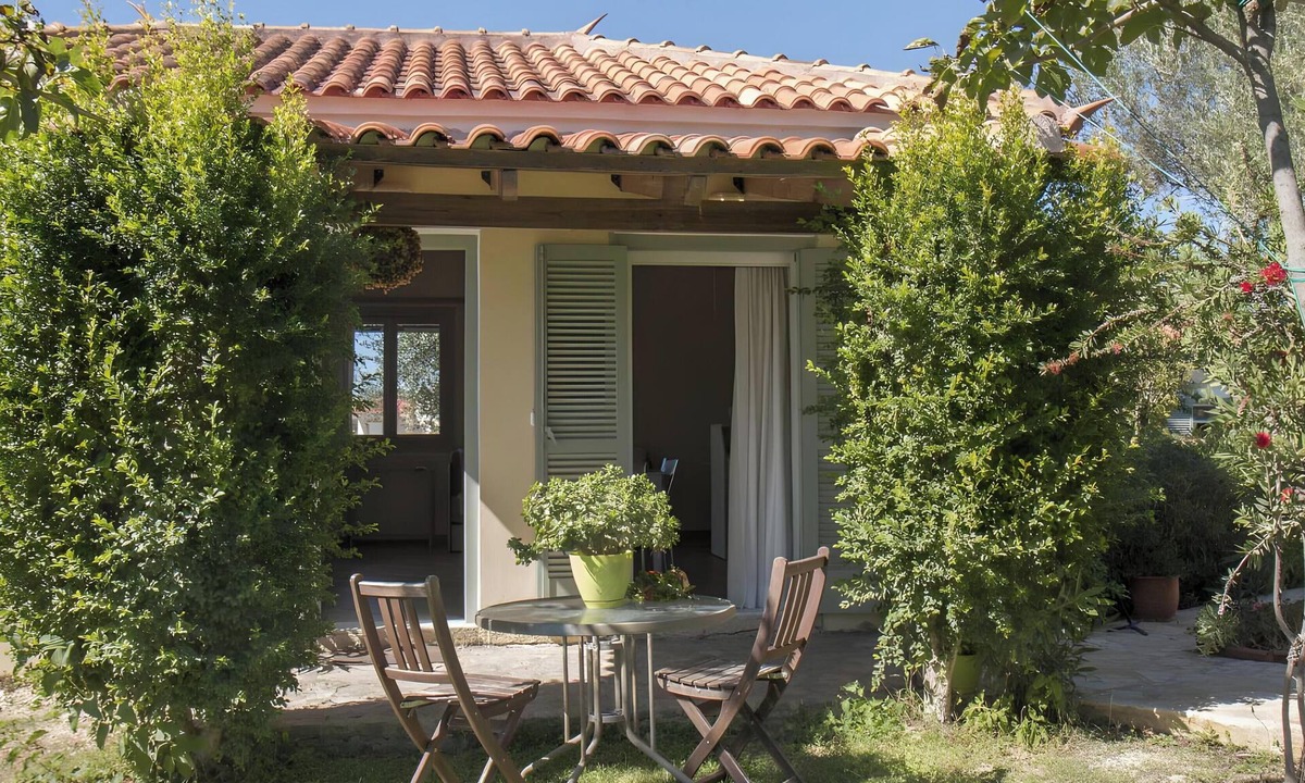 Foinikounta House | Country House 'No 5 Holiday Home' with Sea View, Wi-Fi and Air Conditioning