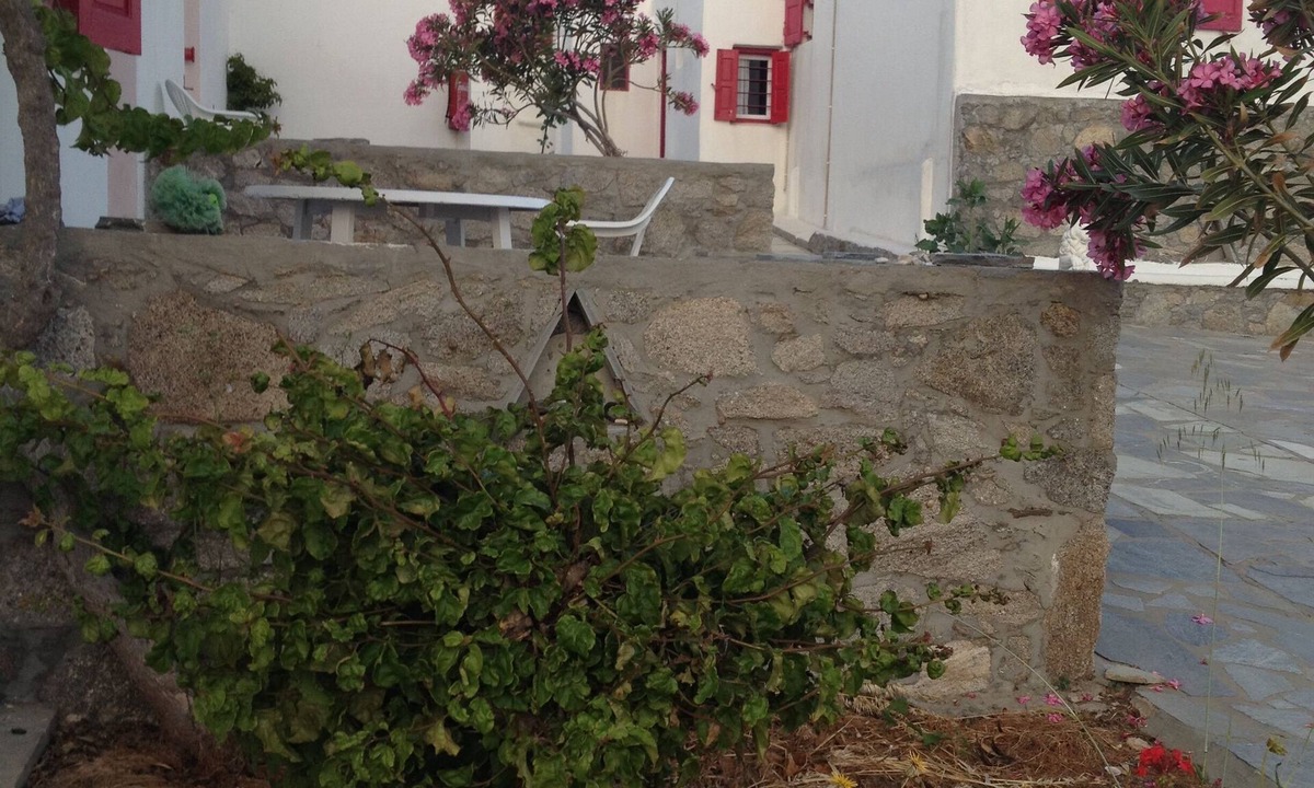 Agios Ioannis Apartment | Cozy apartment for 2 near Ornos with sea and sunset view