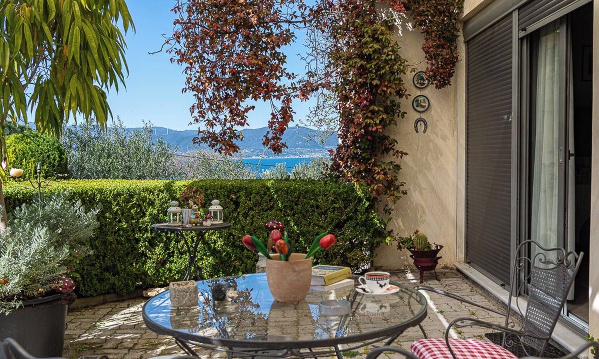 Rio Cottage | Cozy Cottage με Σοφίτα και Θέα.