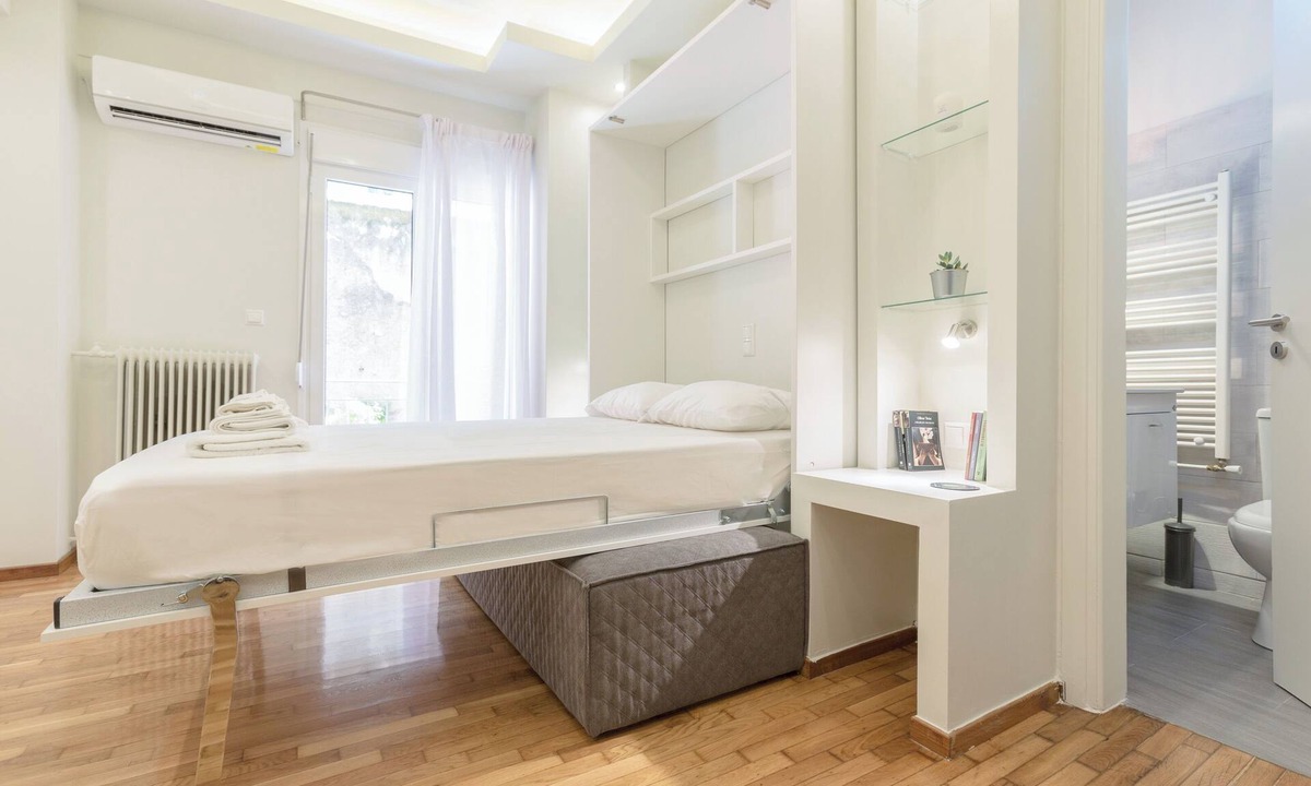 Exarhia Apartment | Cozy Flat with Terrace & Patio, next to Lycabettus