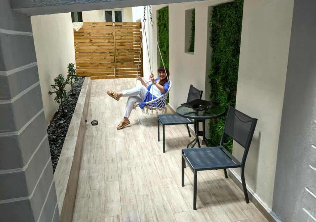 Thessaloniki City Centre Apartment | Cutest white-tower apartment with a private patio
