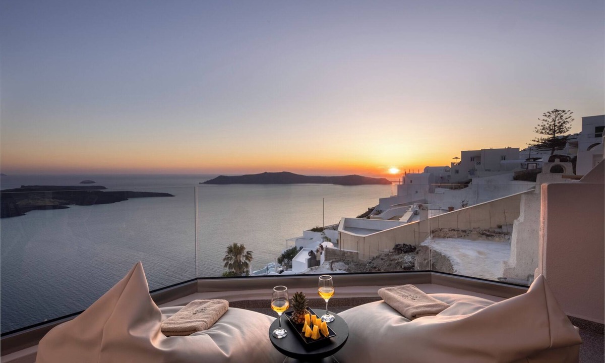 Firostefani House | Damigos Caldera World