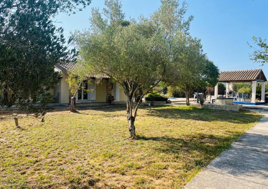 Roda House | Danielle cottage