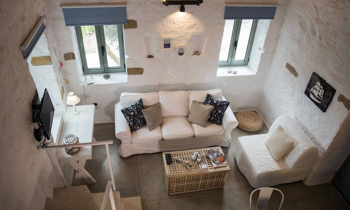 Pylos-Nestoras Villa | Deluxe Messinia Villa | 2 bedrooms | Villa with Garden View | Shared Pool