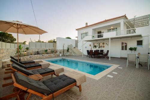 Koiliomenos House | Dimitra's House with Private Pool