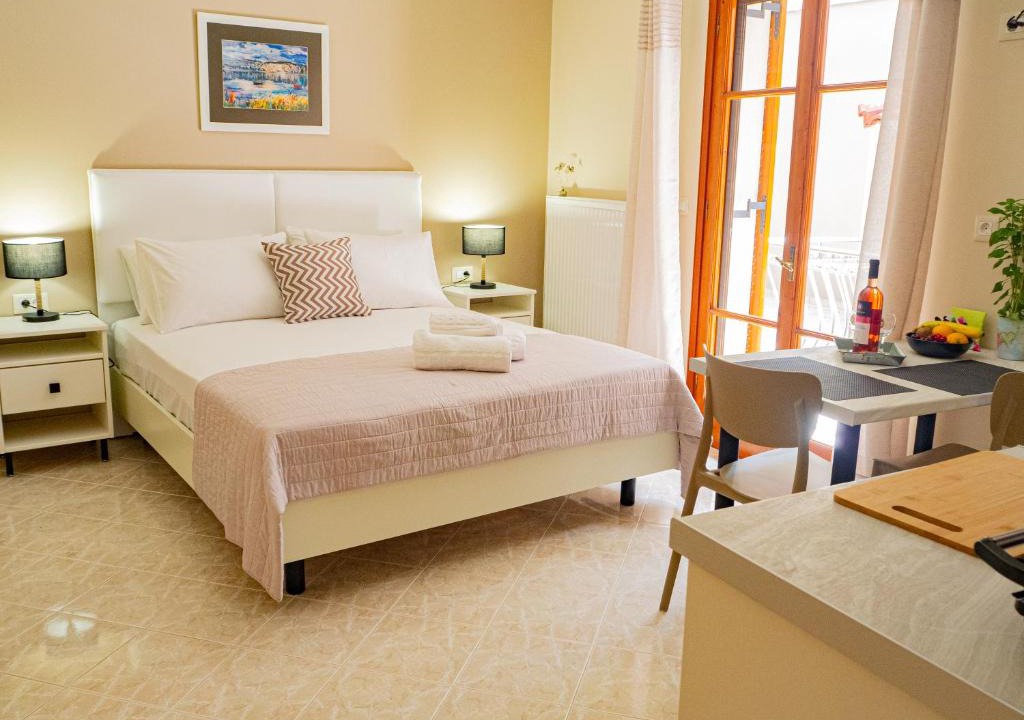 Argostoli Town Apartment | Dina Studio Argostoli 1