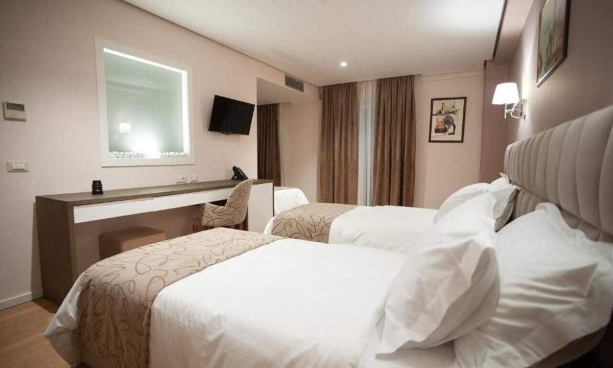 Tirana Hotel | Doanesia Premium Hotel and Spa