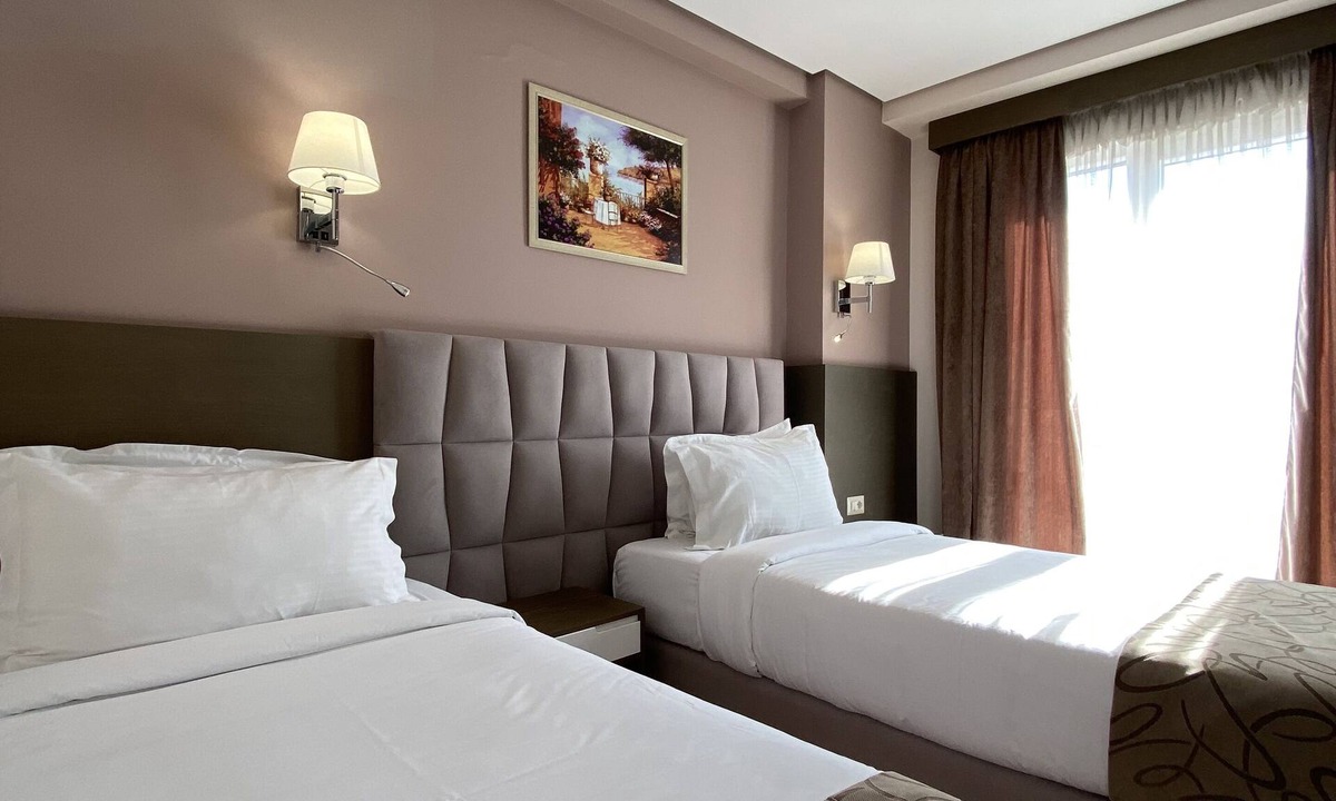 Tirana Hotel | Doanesia Premium Hotel & Spa