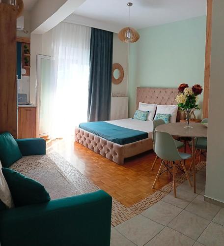 Larissa Apartment | DREAM HOME