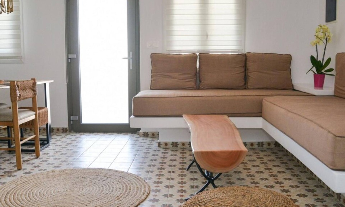 Adamas House | Dream on Adamas Milos