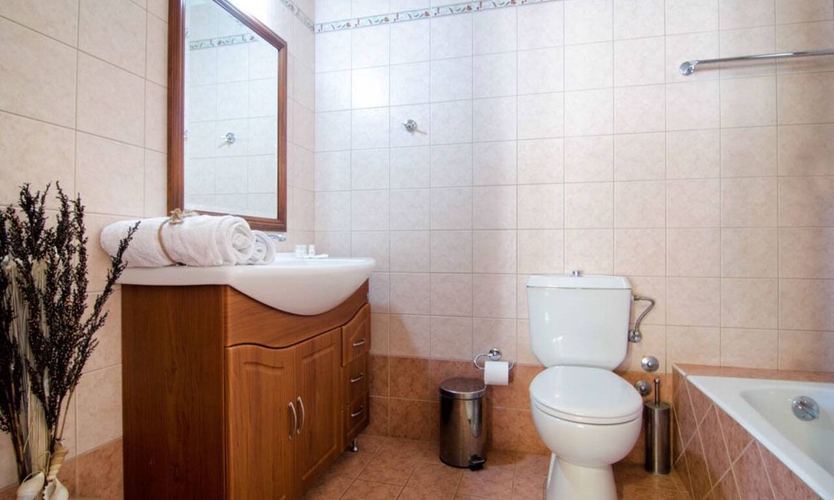 Asites House | Earino