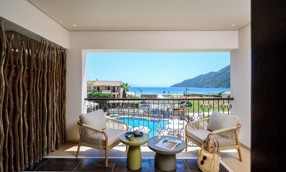 Vassiliki Hotel | Elisso Hotel