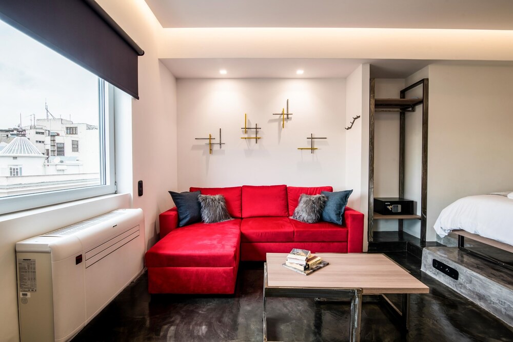 Monastiraki Apartment | ENJOY AthinA STREETAPARTMENTS IN THE HEART OF ATHENS!