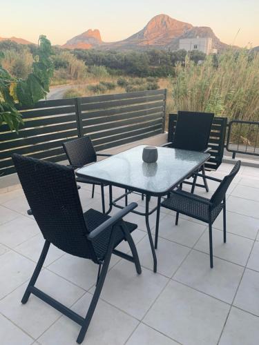 Agios Vasileios Apartment | Eucalyptοs house