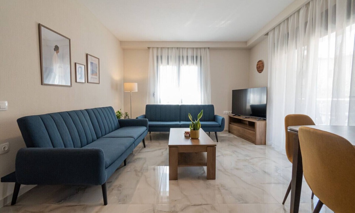 Nea Moudania Apartment | Euphoria Living by RentalsPro - Nea Moudania