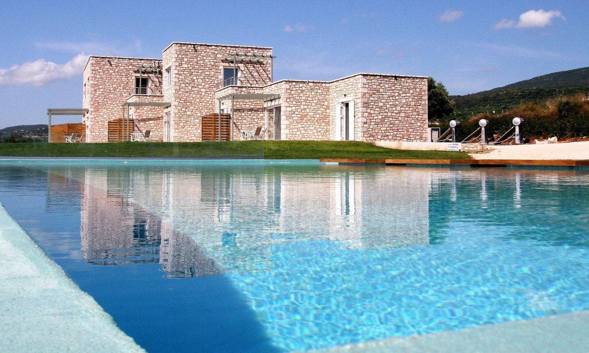 Messini House | Exclusive Stone Bay Houses overlooking Chelonaria Beach
