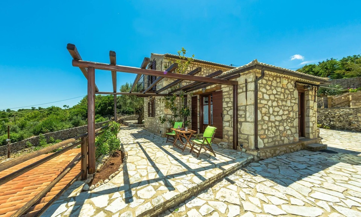 Elation House | Executive Suite - 2 Bedroom Maisonette - Sea View