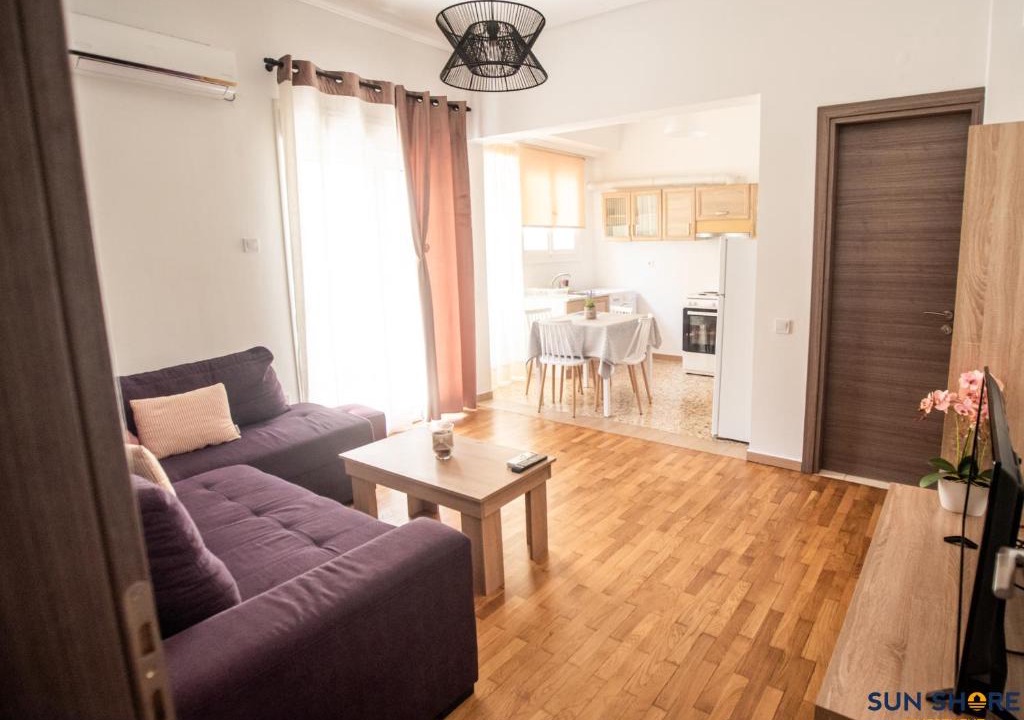 Khalkis Apartment | Explore Greece from Comfortable City Centre Apartment