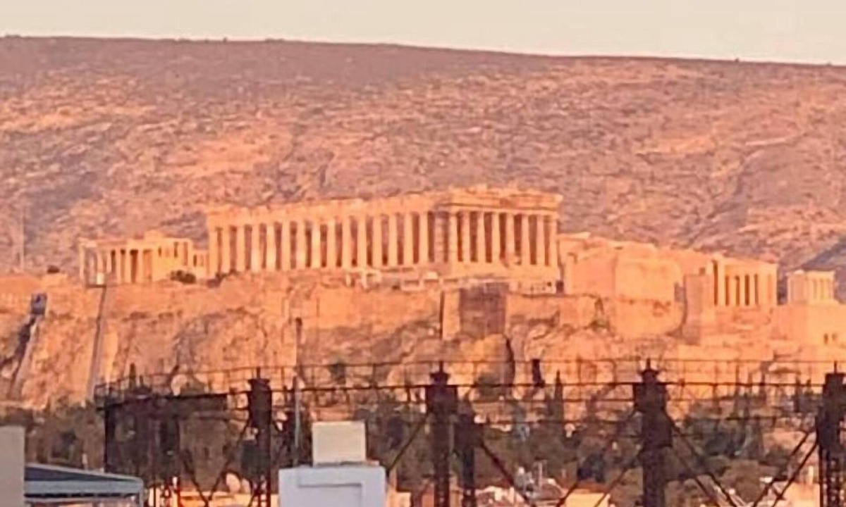 Athens City Centre Apartment | Fab New Flat in Central Athens w/Acropolis Views