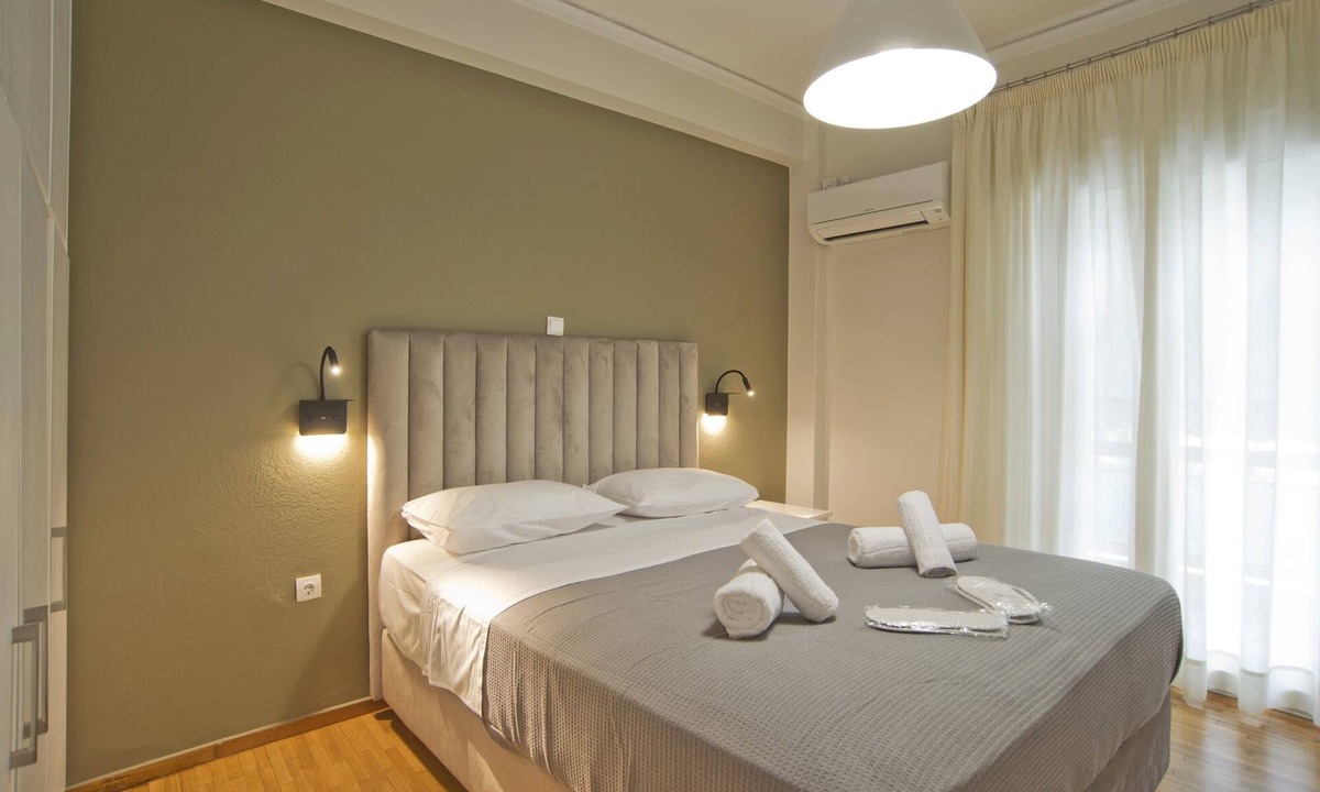 Athens Apartment | Fabi's Place Luxurious 2BR, Fully Renovated Apt