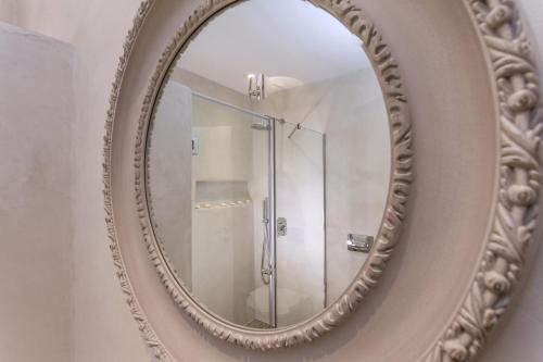 Apollonia Apartment | Flag Suites