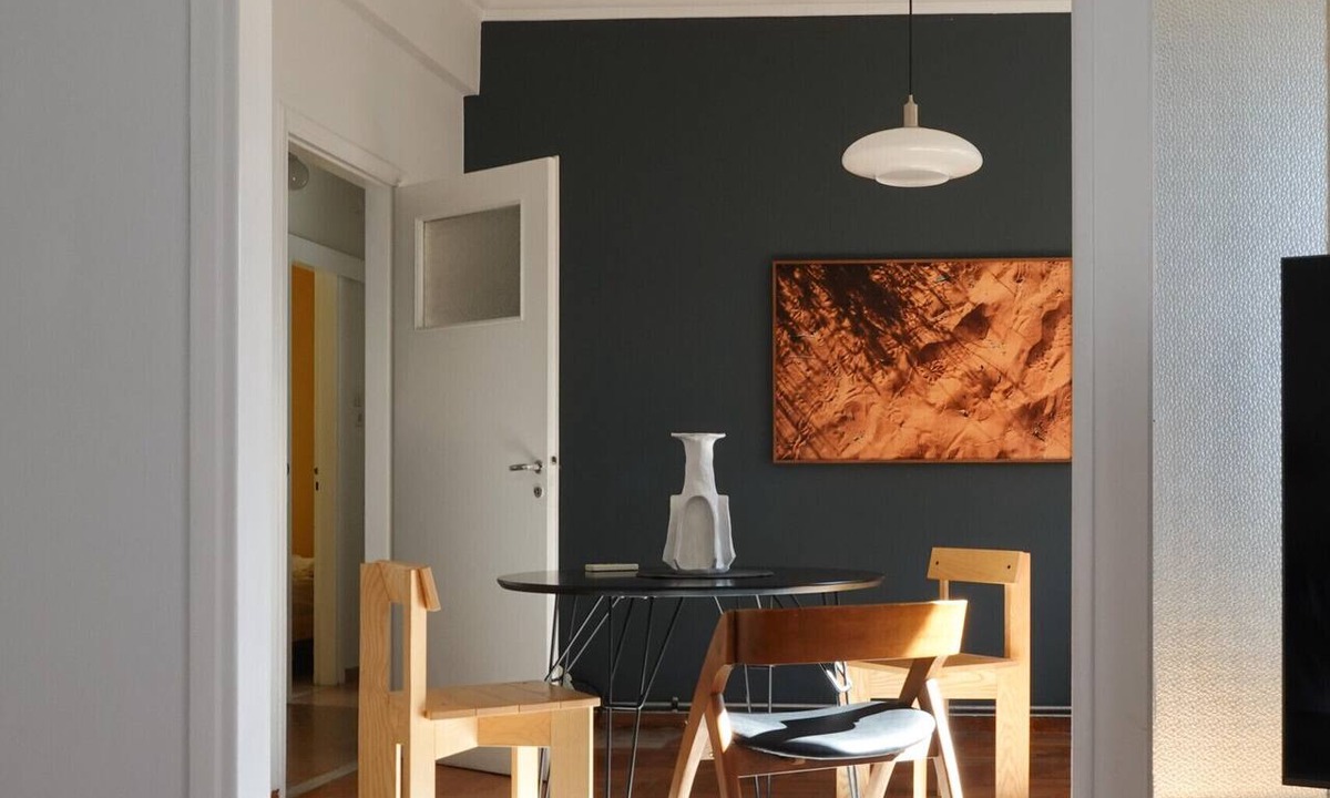 Athens City Centre Apartment | Fyllis16-Sunny central apartment next to Metro sta