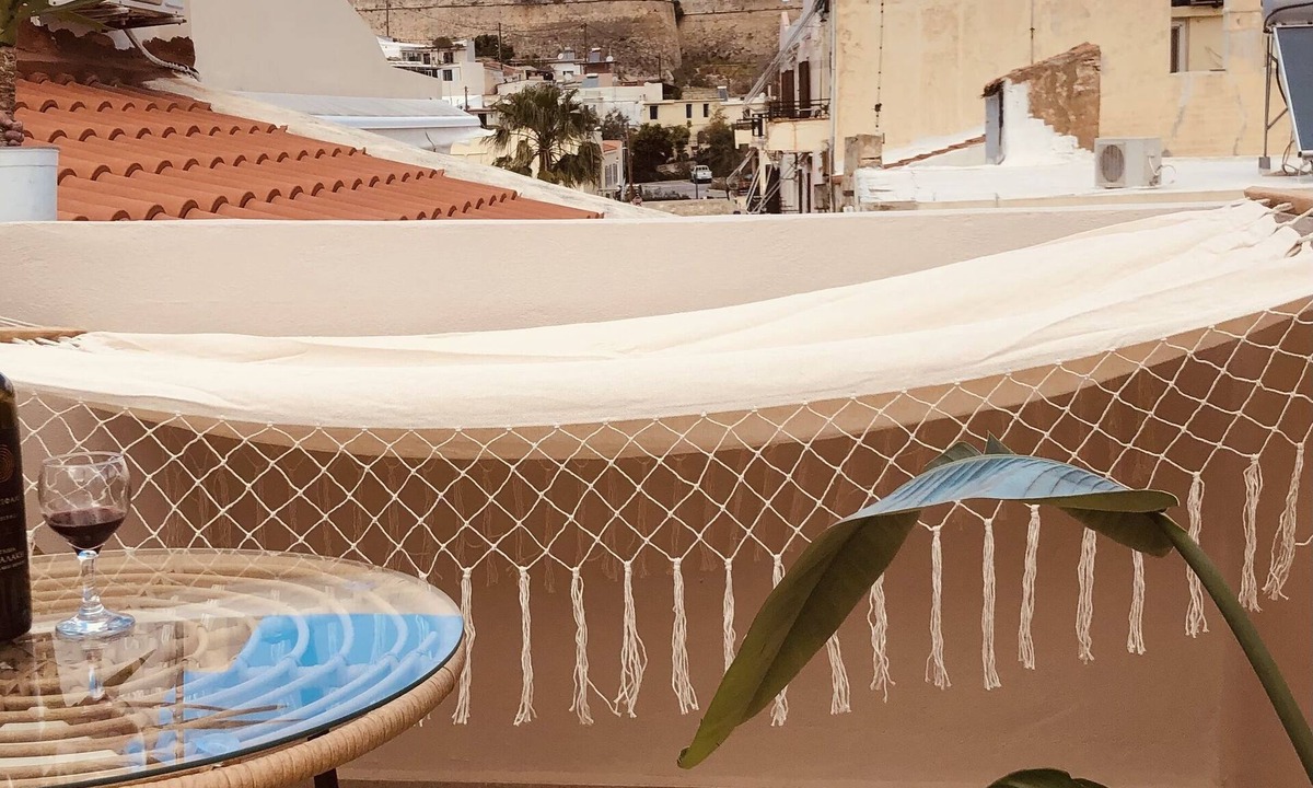 Old Town Rethymnon Apartment | Gaia Luxury Rooms, private terrace