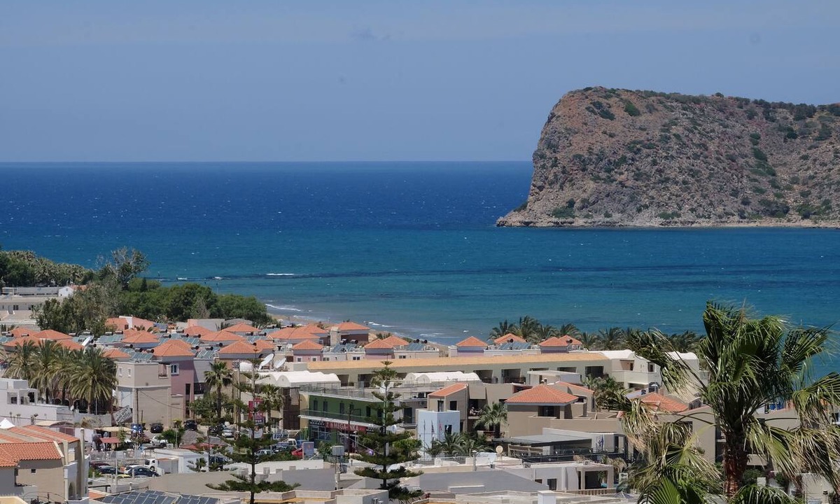 Kato Stalos Resort | Galini Sea View