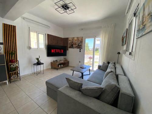 Gennadi House | Gennadi Escape House