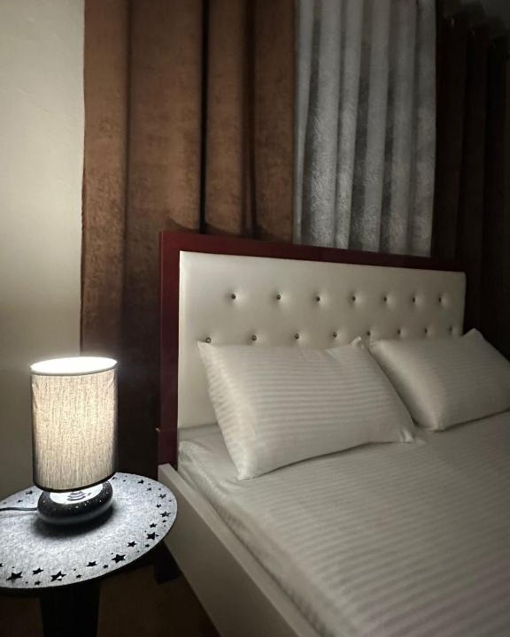Kruje Bed & Breakfast | Gledys Housse