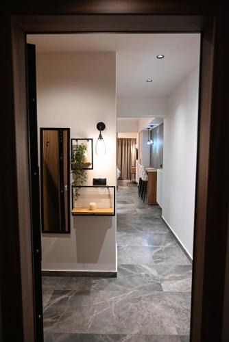 Larissa Apartment | GMluxuryapartments 2