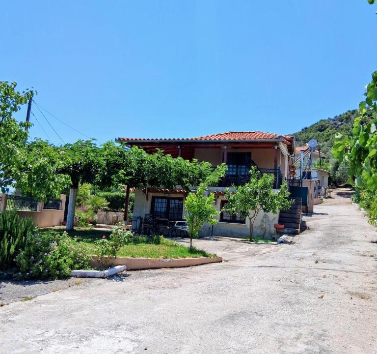 Nea Anchialos Apartment | Golden view