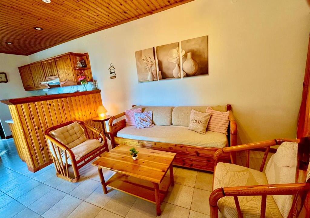 Lassi House | Gradakia Cottages 2