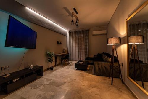 Nea Ionia Apartment | Grey Line Apartment - 15' from Athens center