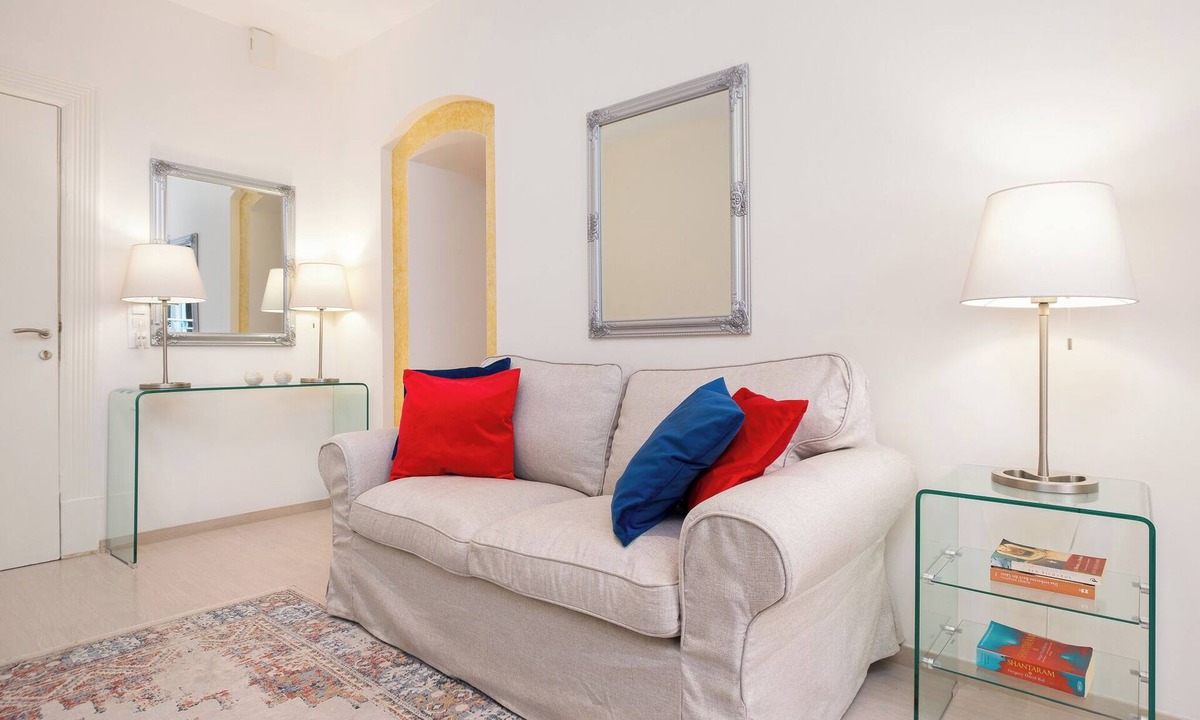 Corfu Town Apartment | Guilford Elegance | Corfu Old town Apartment | fast WiFi