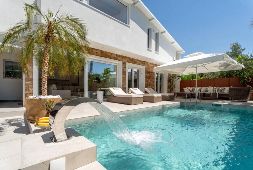 Nea Iraklia Villa | Halkidiki Luxury Villa Palm Oasis Private Pool & Hot Tub