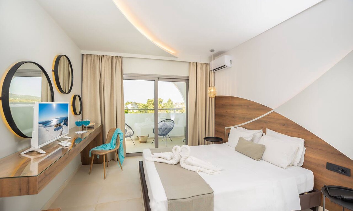Theologos Hotel | Happy Days Hotel