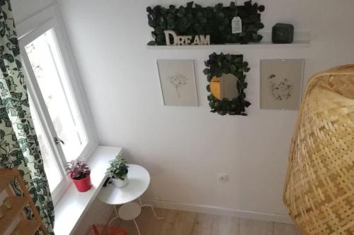 Petralona Apartment | Heart of Athens II 25sqm