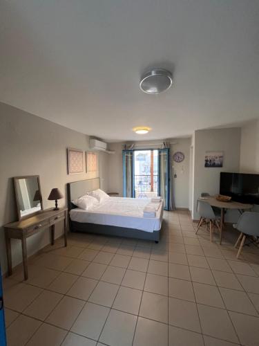 Limenas Chersonisou Apartment | Hersonissos centre small apartment