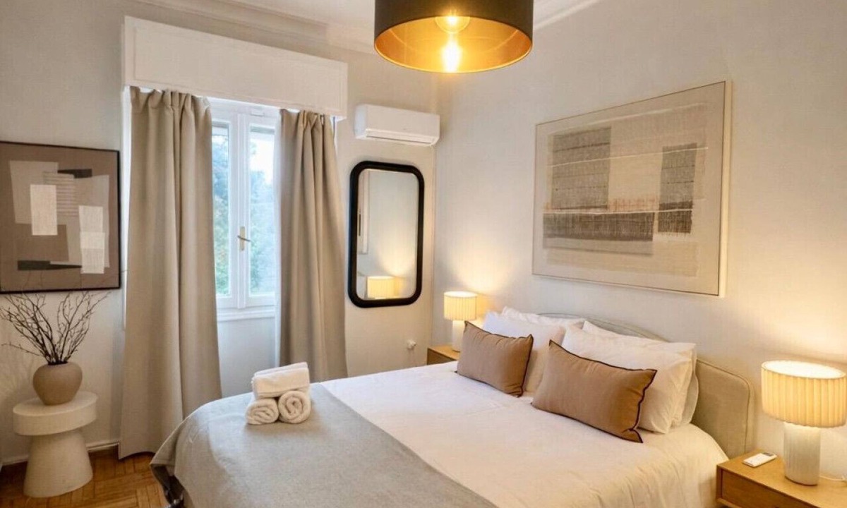 Thissio Apartment | Historic Charm & Acropolis Views | Stylish Thiseio Apartment with Balcony