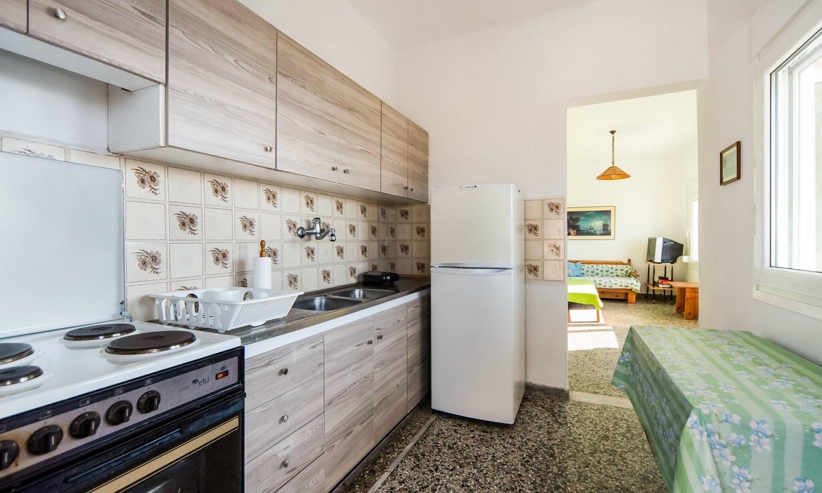 Asprovalta House | Holiday Home in Asprovalta Near Sea Beach