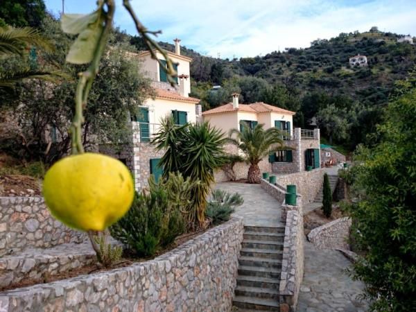 Livadi House | Holiday house Leonidhion for 4 - 6 persons with 2 bedrooms - Holiday house