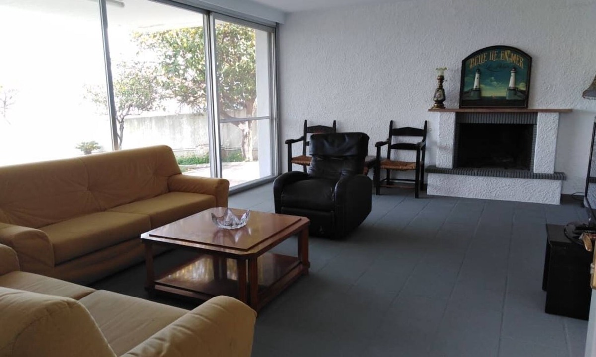 Psathopirgos House | Holiday House on the beach