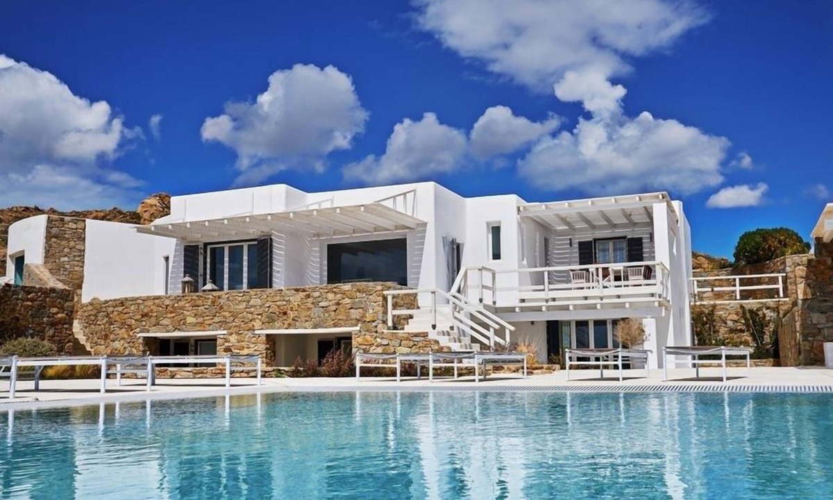 Elia Villa | holiday vacation large villa rental greece, mykonos, elia beach, pool, internet wi-fi, cooling heating system, view, sho