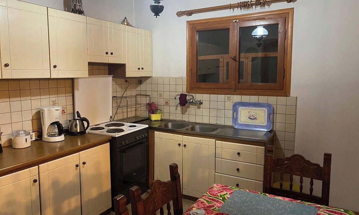 Ermionida House | Homerez - Comfortable house with sea and mountain view in Ermioni